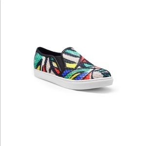 HAYLEY SLIP ON SNEAKER